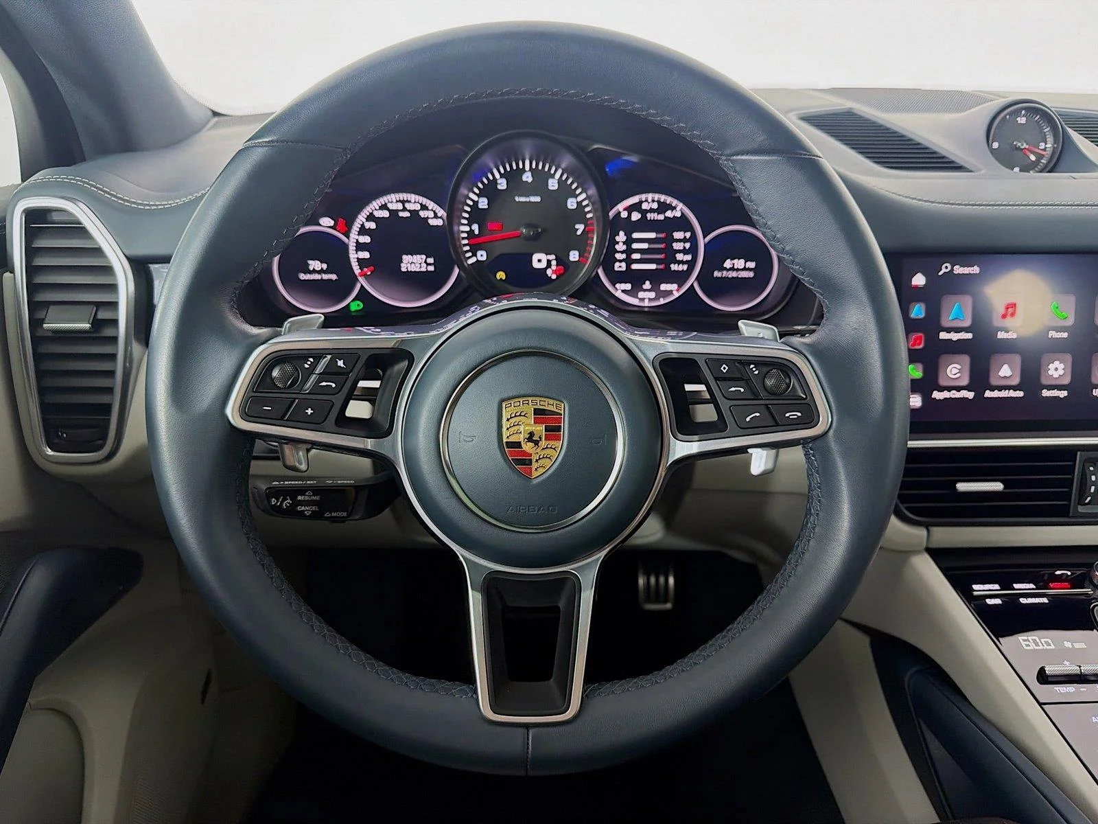 2022 Porsche Cayenne Platinum Edition - Photo 12