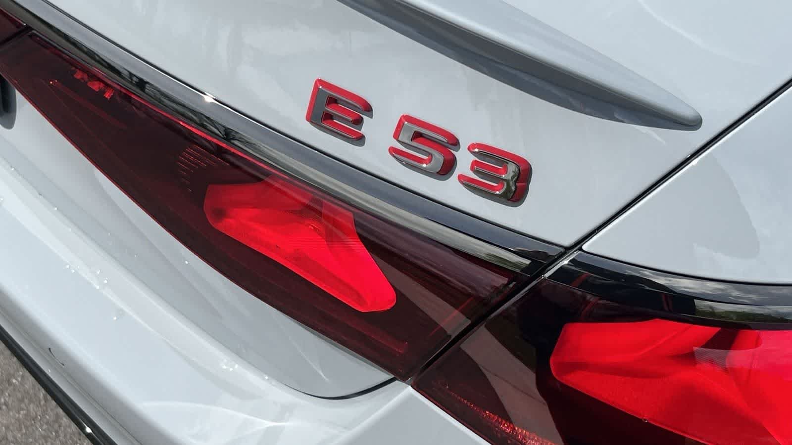 New 2026 MANUFAKTUR Alpine Grey Mercedes-Benz AMG® E 53 E image 17