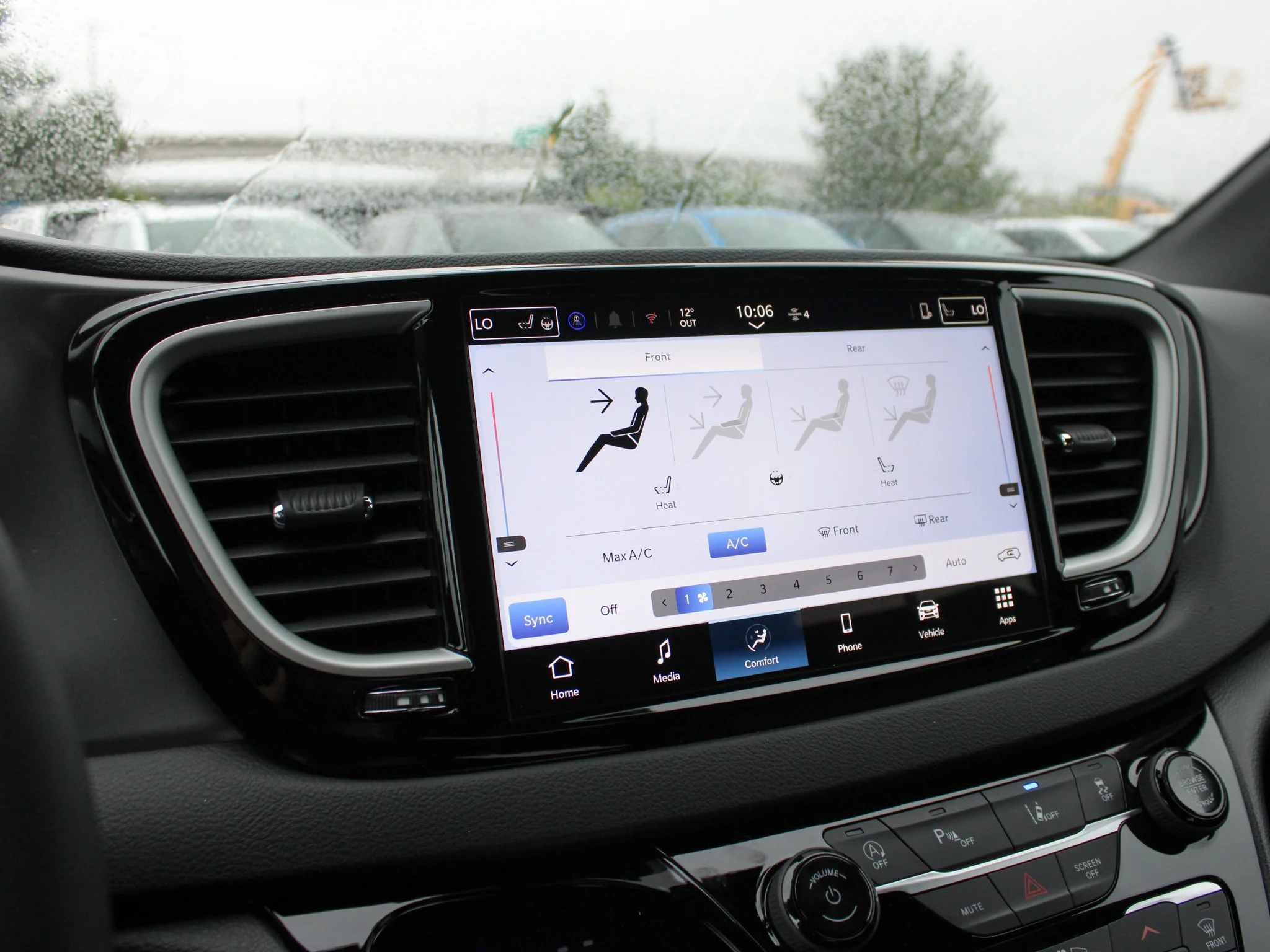 Used 2025 Black Chrysler SXT*, Heated Leather, Remote Start, Apple CarPlay image 20