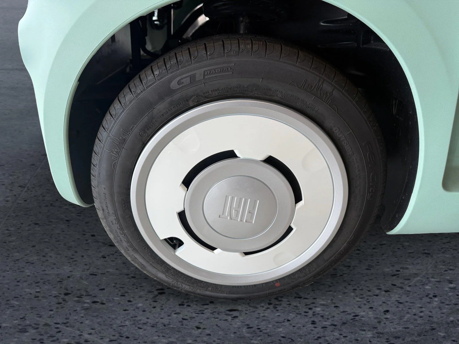 New 2026 MINT VERDE VITA FIAT  image 9