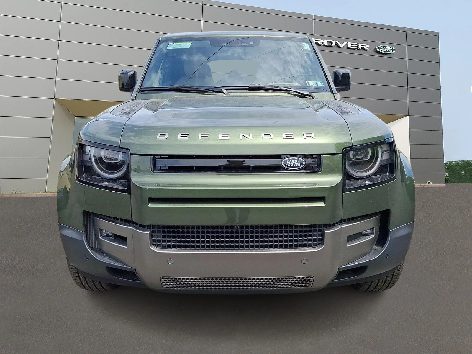 New 2026 Woolstone Green LAND ROVER S image 8