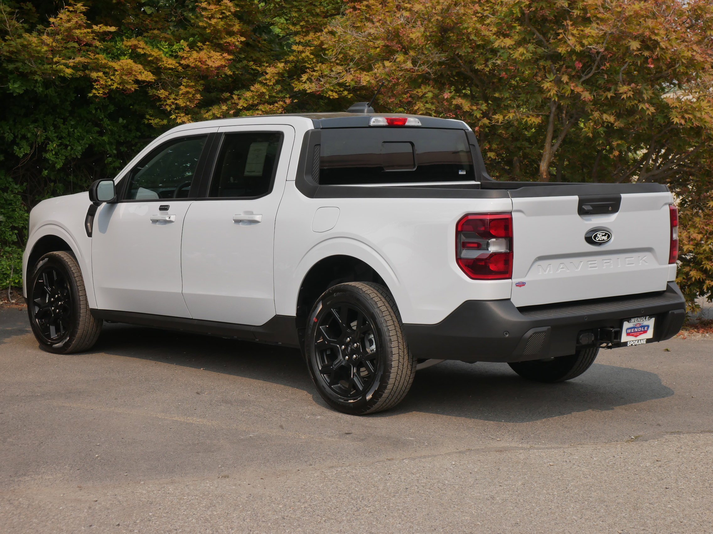New 2025 Space White Metallic Ford Lariat® image 19