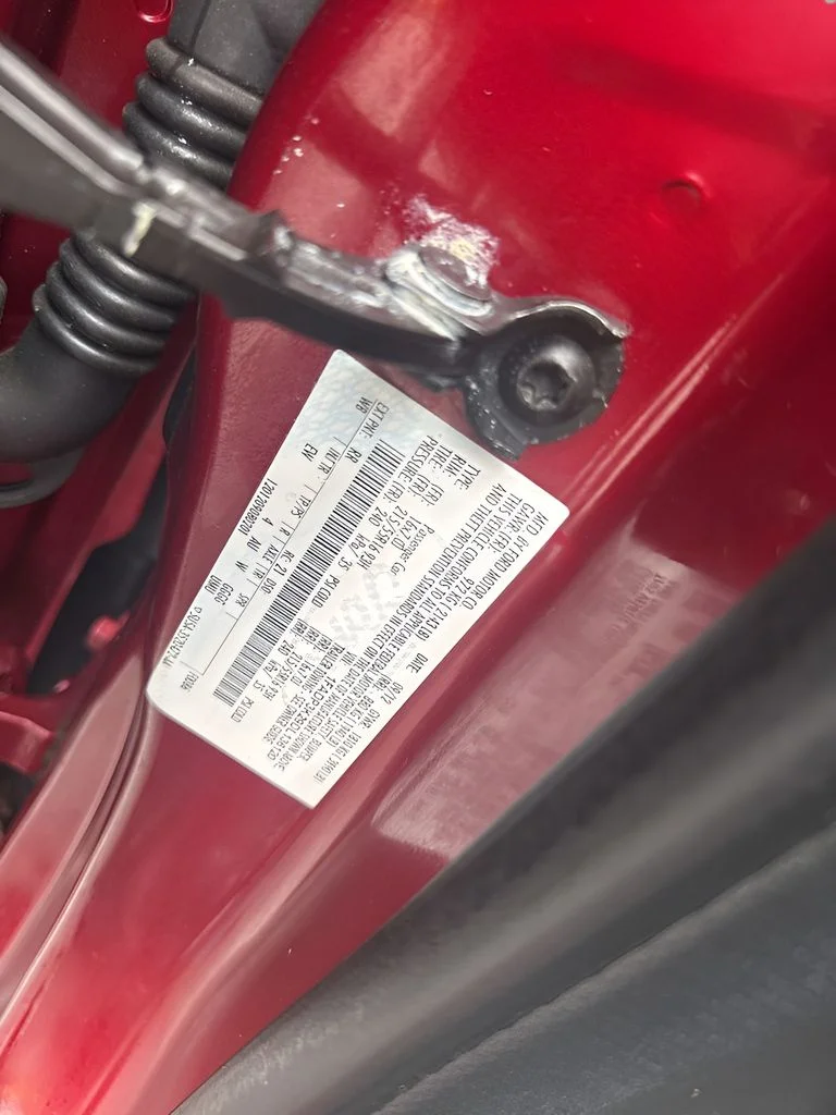 Used 2013 Red Ford SE image 32