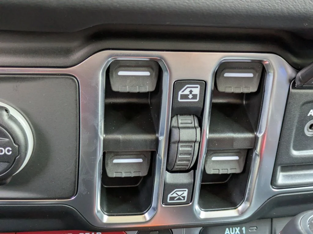 New 2026 Gray Jeep Rubicon image 25