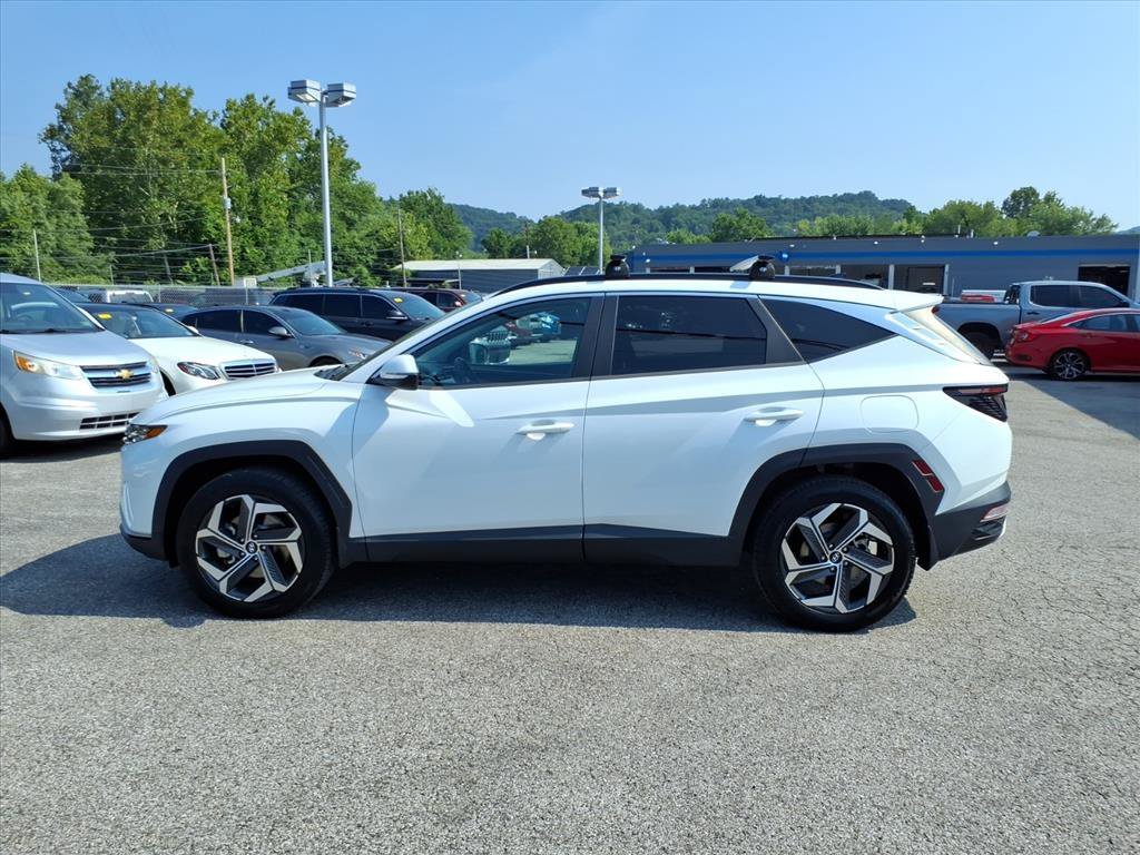 Used 2022 Quartz White Hyundai SEL image 6