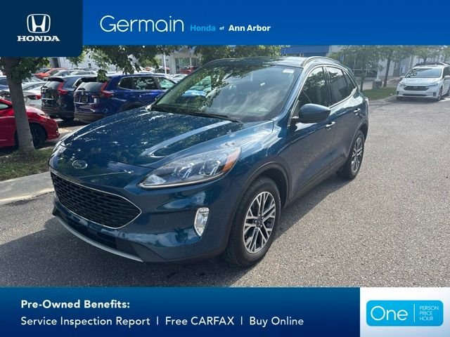 Used 2020 Green Metallic Ford SEL image 1