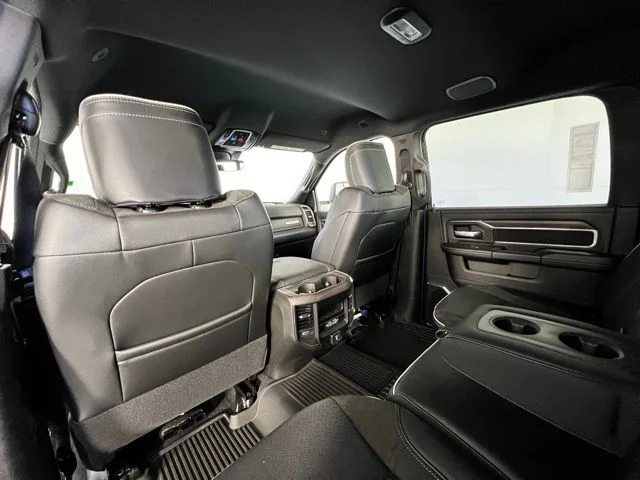 New 2026 Diamond Black Crystal Pearl-Coat Exterior Paint RAM Laramie image 14
