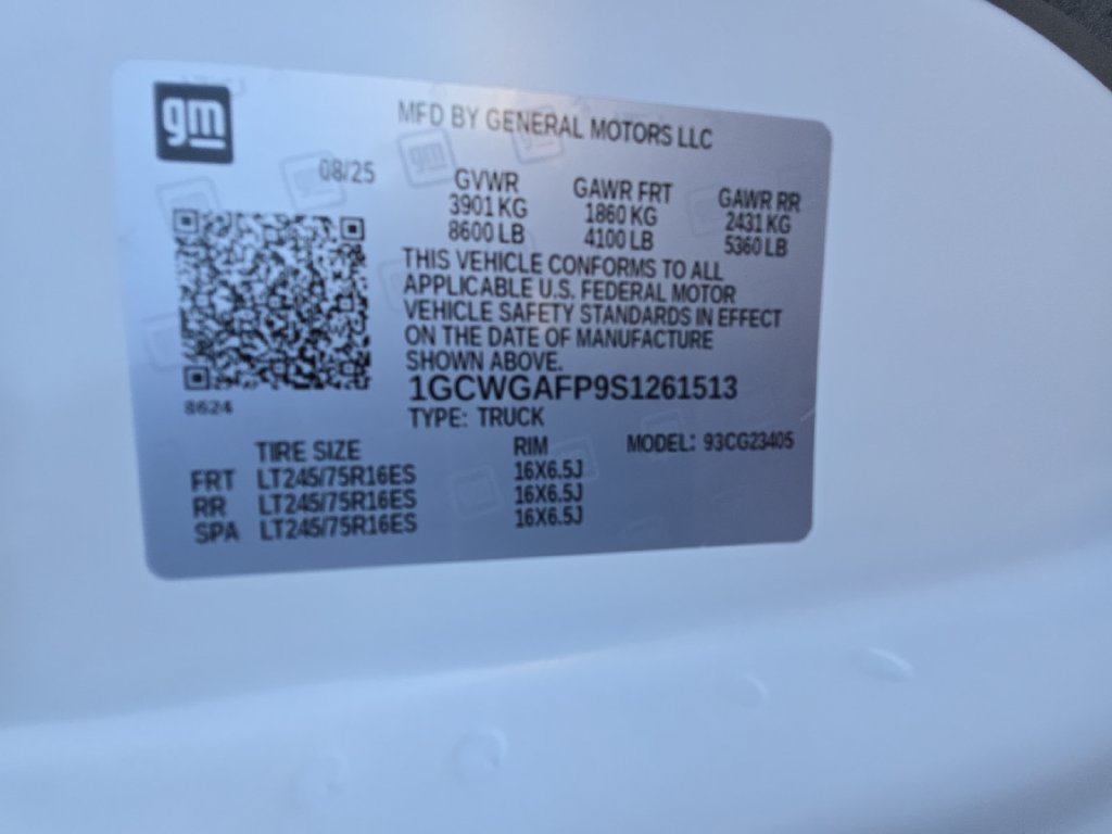 2025 Chevrolet Express Cargo Work Van - Photo 31