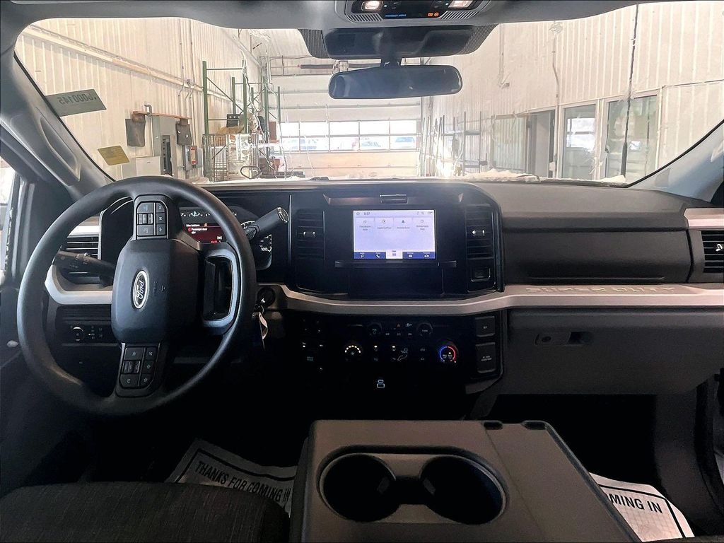 2026 Ford F-600 Super Duty Chassis Cab XLT - Photo 12