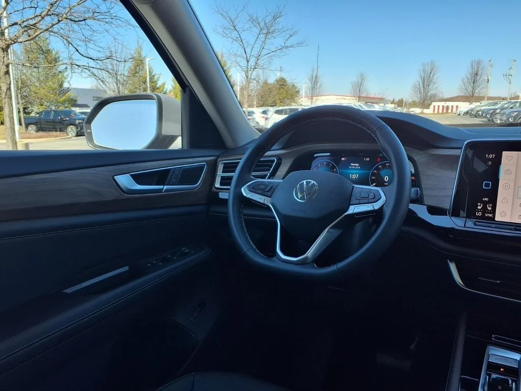 New 2026 Pure Gray Volkswagen 2.0T SE w/Technology image 22
