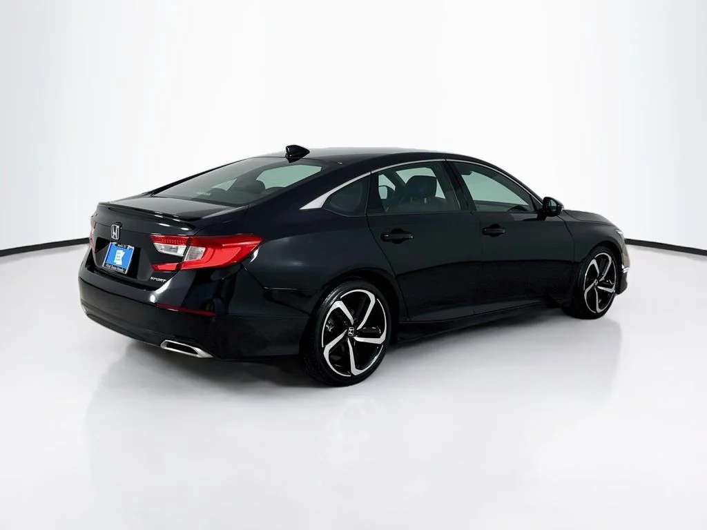 Certified Used 2022 Crystal Black Pearl Honda Sport image 8