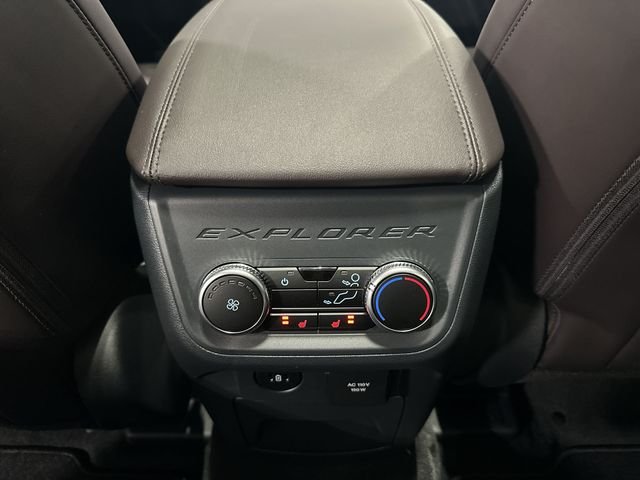 New 2026 Agate Black Metallic Ford Platinum™ image 37