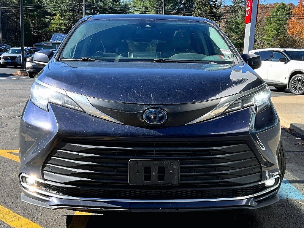 Used 2021 Gray Toyota XLE image 2