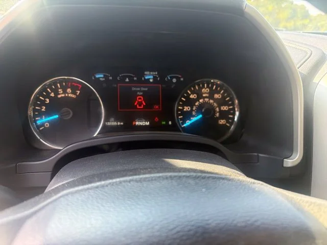 Used 2018 Black Ford Lariat image 12
