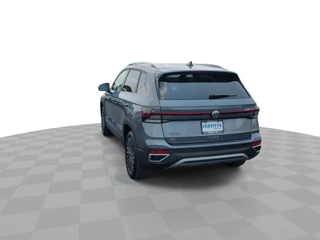 Used 2025 Gray Volkswagen 1.5T SE image 7