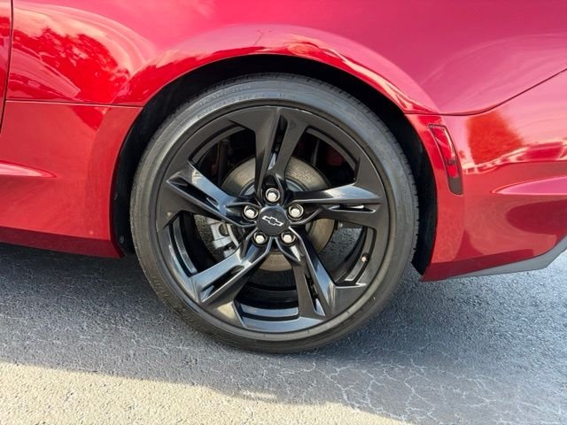 Used 2021 Red Chevrolet 1LT image 10