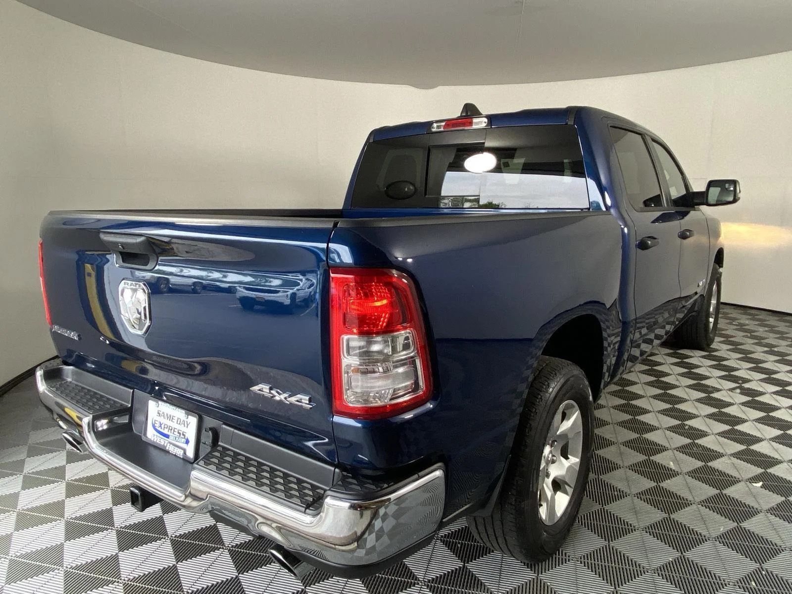 Used 2023 Patriot Blue Pearlcoat Ram Big Horn image 7