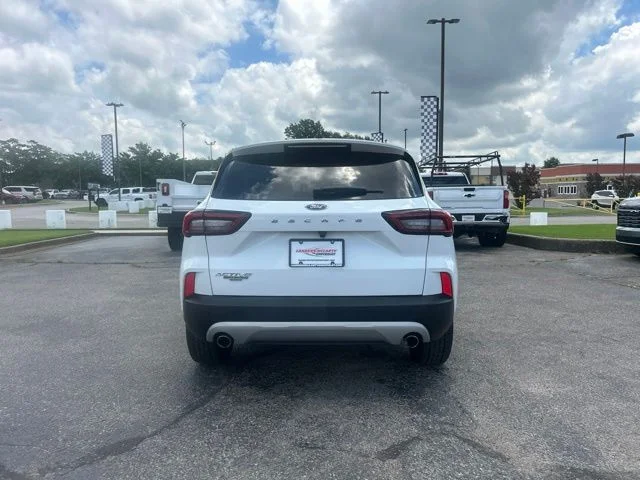 Used 2024 White Ford Active image 4