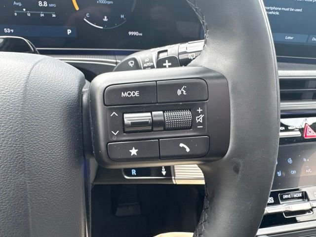 Used 2025 White Hyundai Calligraphy image 20