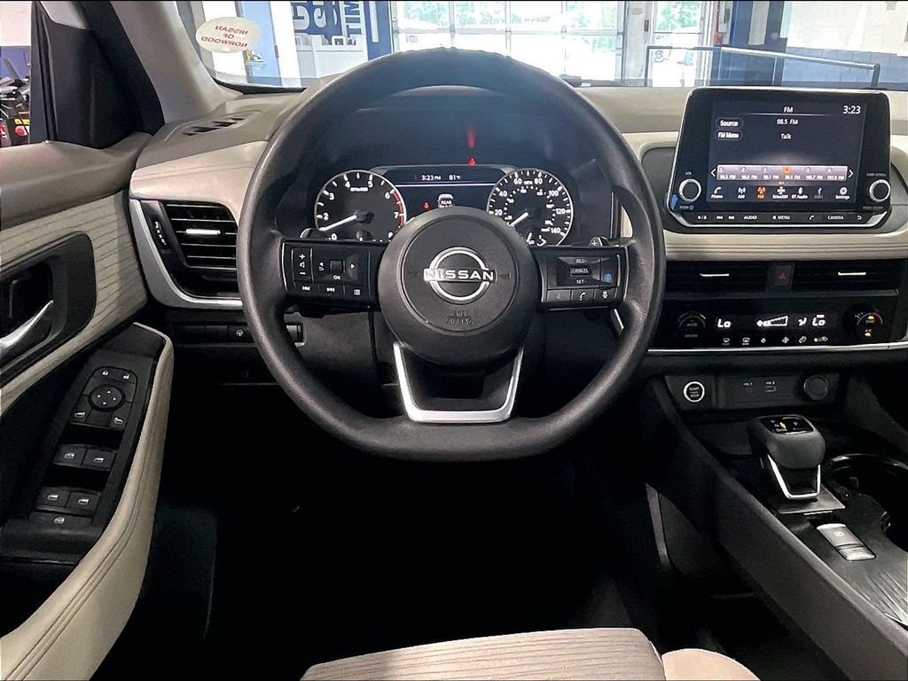 Used 2023 White Nissan SV image 18