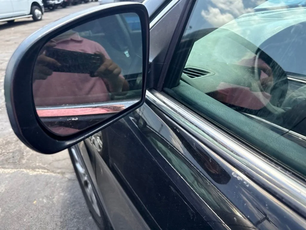 Used 2017 Black Jeep Latitude image 11