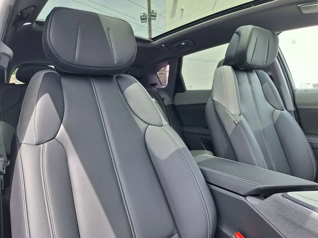 2026 Cadillac OPTIQ Sport - Photo 30
