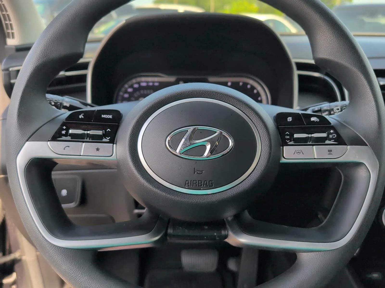 Used 2023 Portofino Gray Hyundai SEL image 23