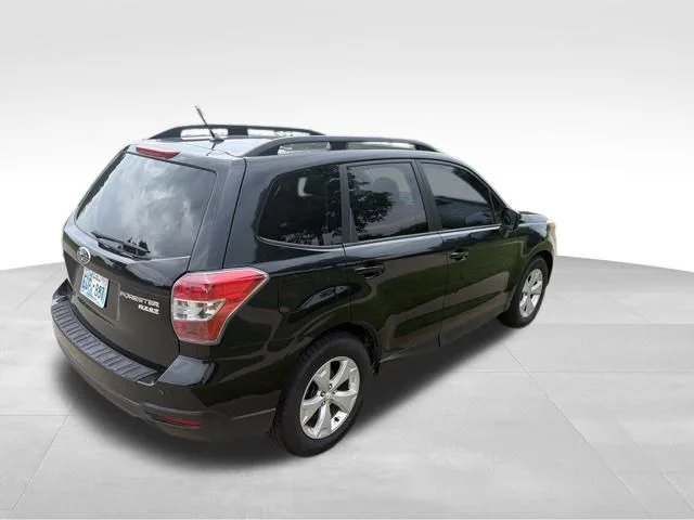 Used 2015 Black Subaru 2.5i Premium image 3