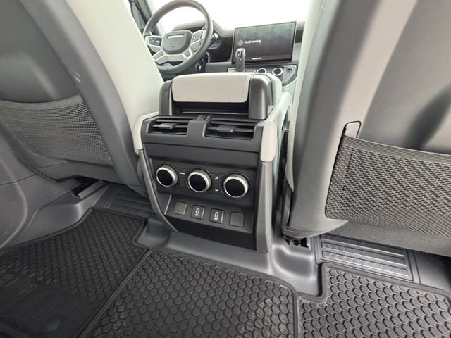 Certified Used 2026 Blue Land Rover X-Dynamic SE image 17