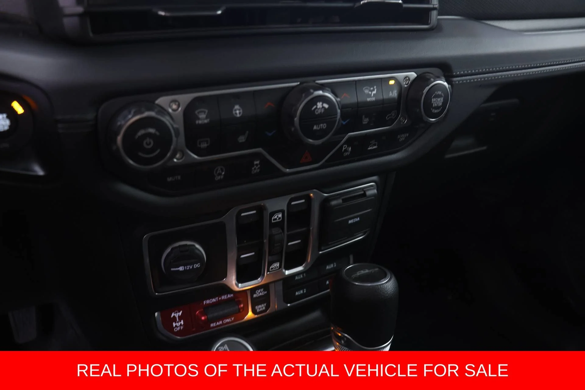 Used 2024 Black Jeep Rubicon image 8