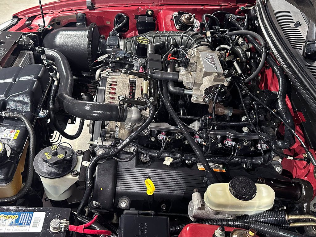 Used 2004  Ford GT image 27
