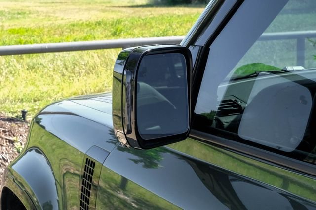 New 2026 Woolstone Green Metallic Land Rover X-Dynamic SE image 49