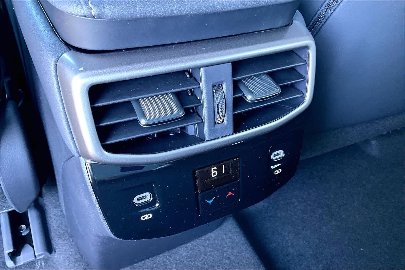 New 2026 Iridium Lexus PREMIUM image 13