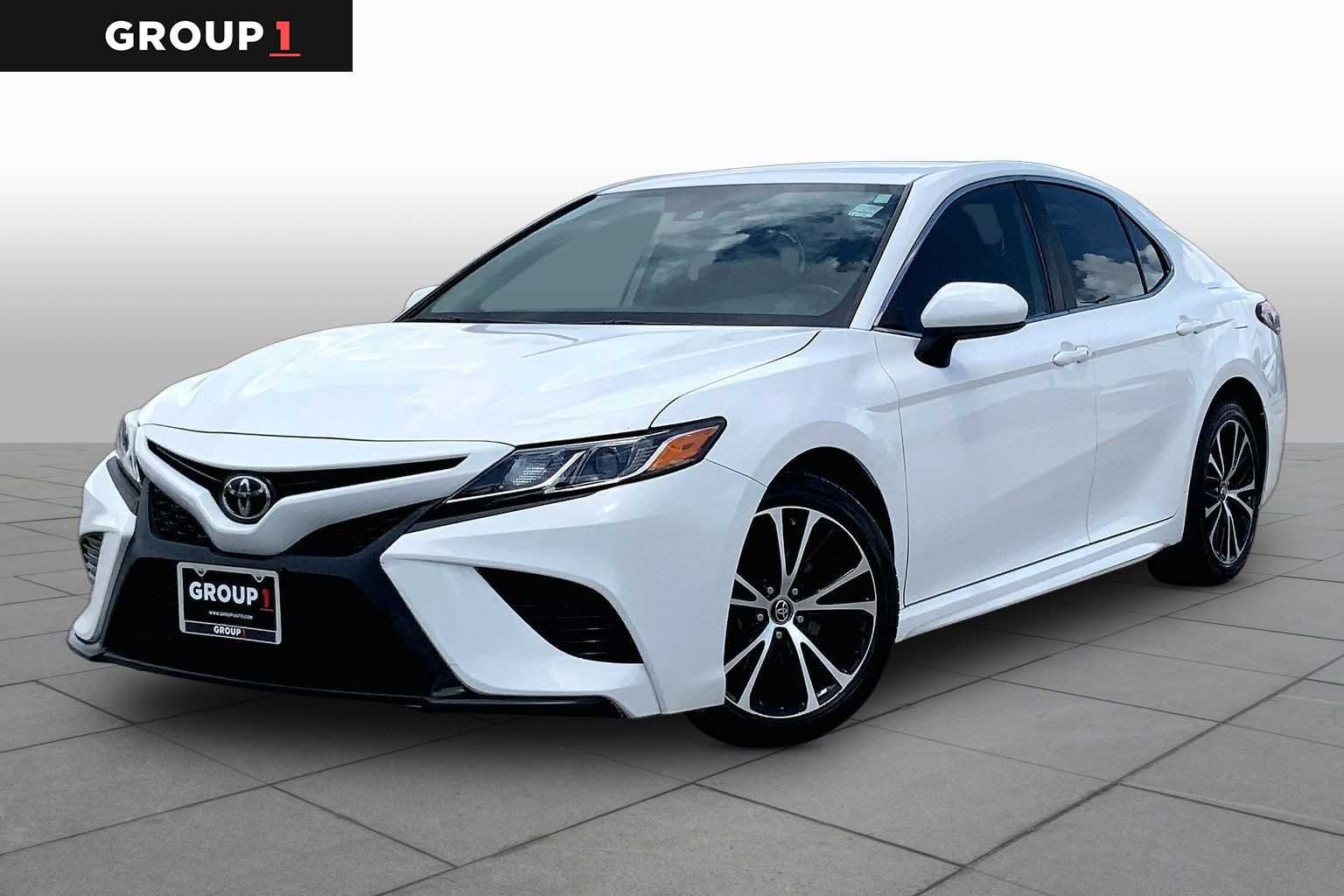 2019 Toyota Camry SE