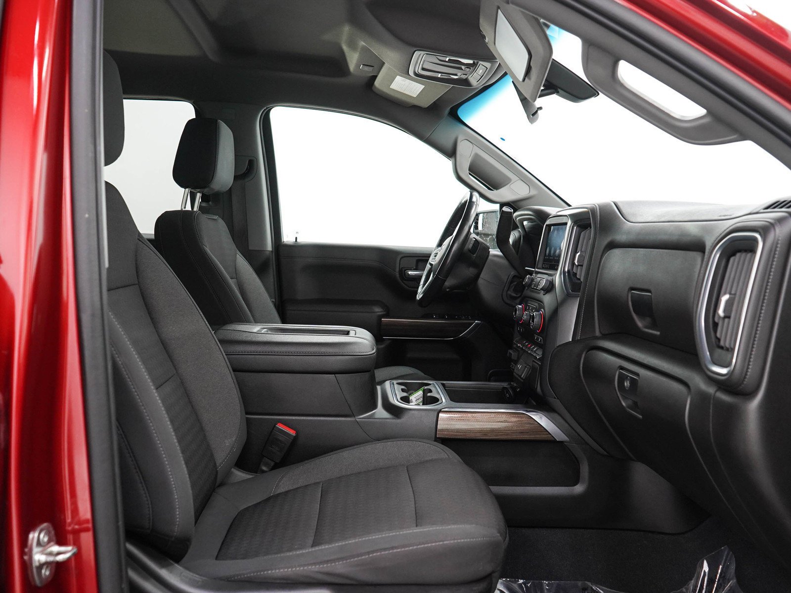 Used 2021 CHERRY RED TINTCOAT Chevrolet RST image 13