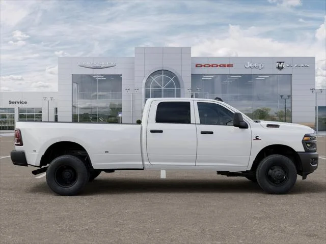 New 2026 Bright White Clear-Coat Exterior Paint RAM TRADESMAN image 73
