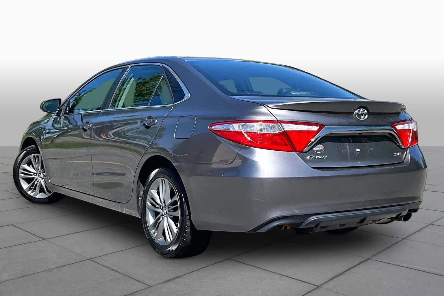 Used 2015 Predawn Gray Mica Toyota SE image 12