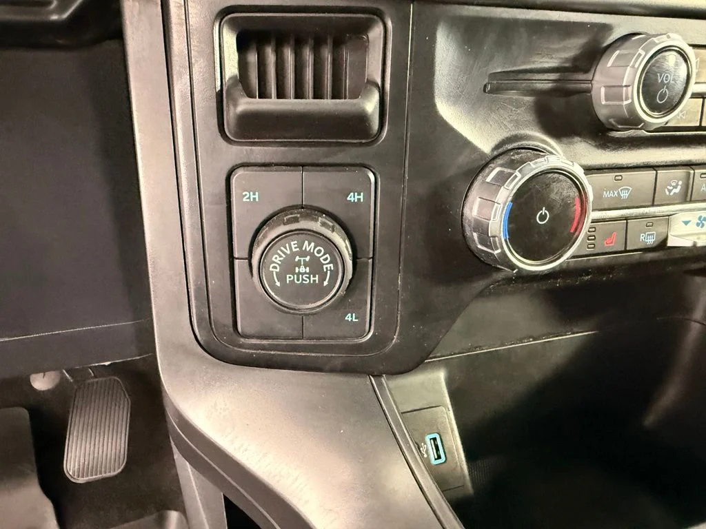 Used 2024 White Ford XLT image 26