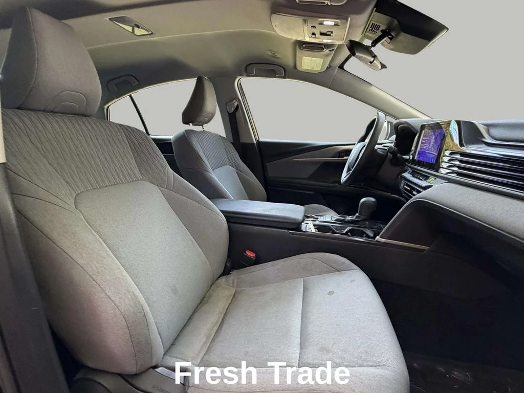 Used 2025 Midnight Black Metallic Toyota LE image 9