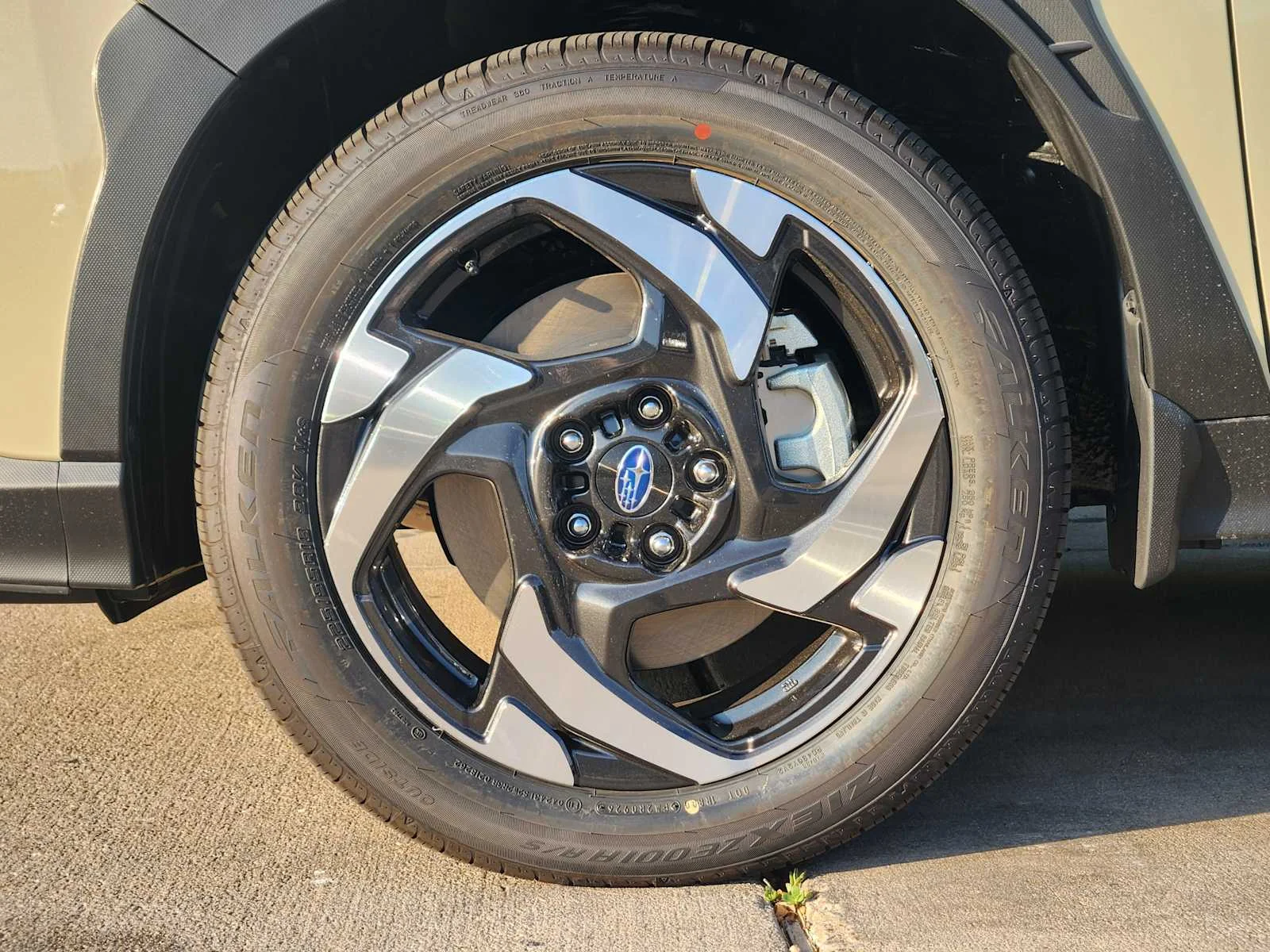 New 2026 SAND DUNE PEARL Subaru Limited Hybrid image 8