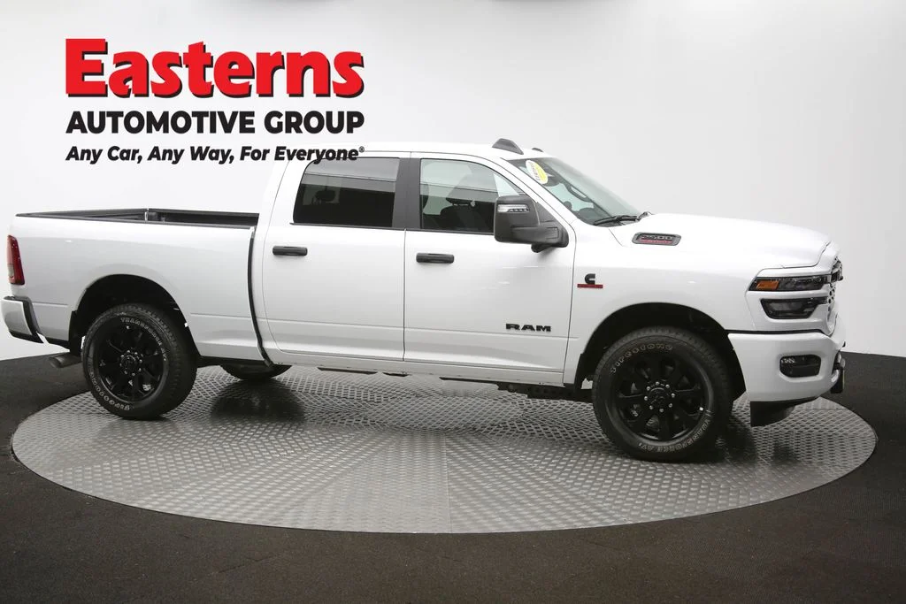 Used 2025 White Ram Big Horn image 45