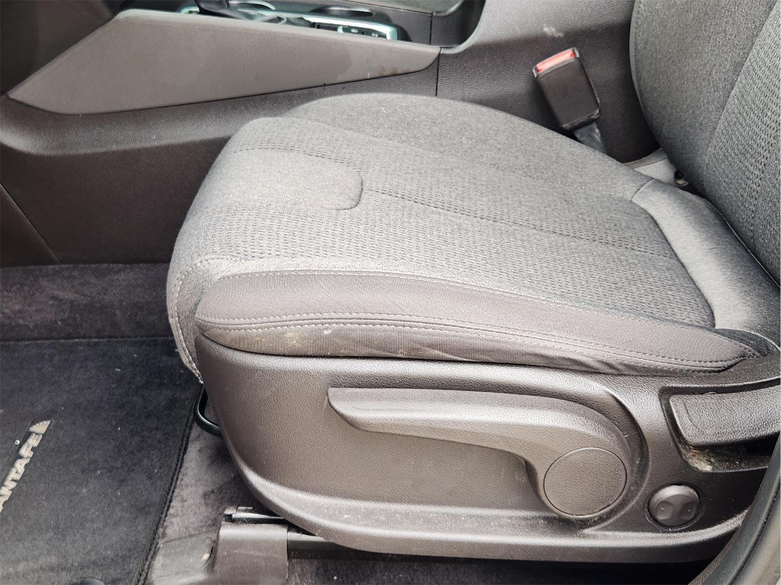 Certified Used 2019 Machine Gray Hyundai SE image 23