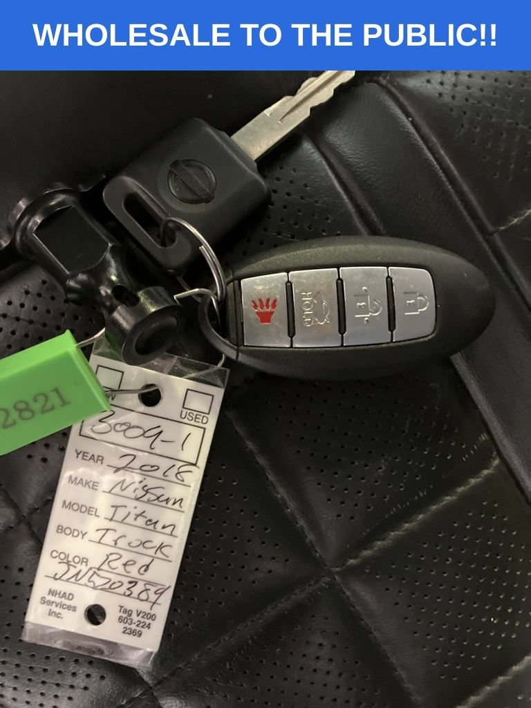 Used 2018 Cayenne Red Nissan Platinum Reserve image 33