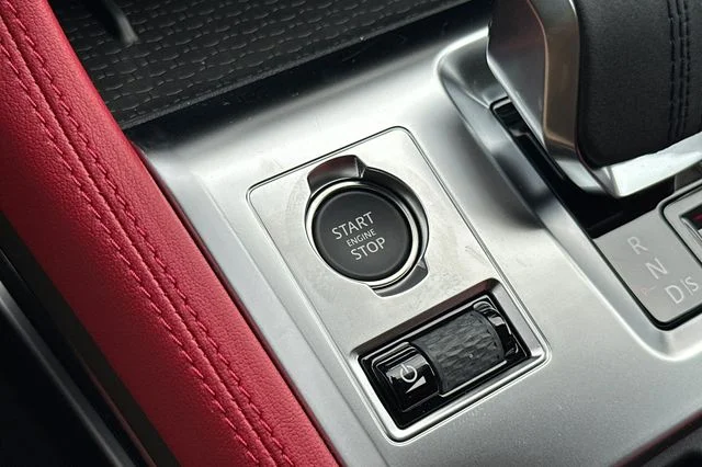 2026 Jaguar F-Pace R-Dynamic S - Photo 22