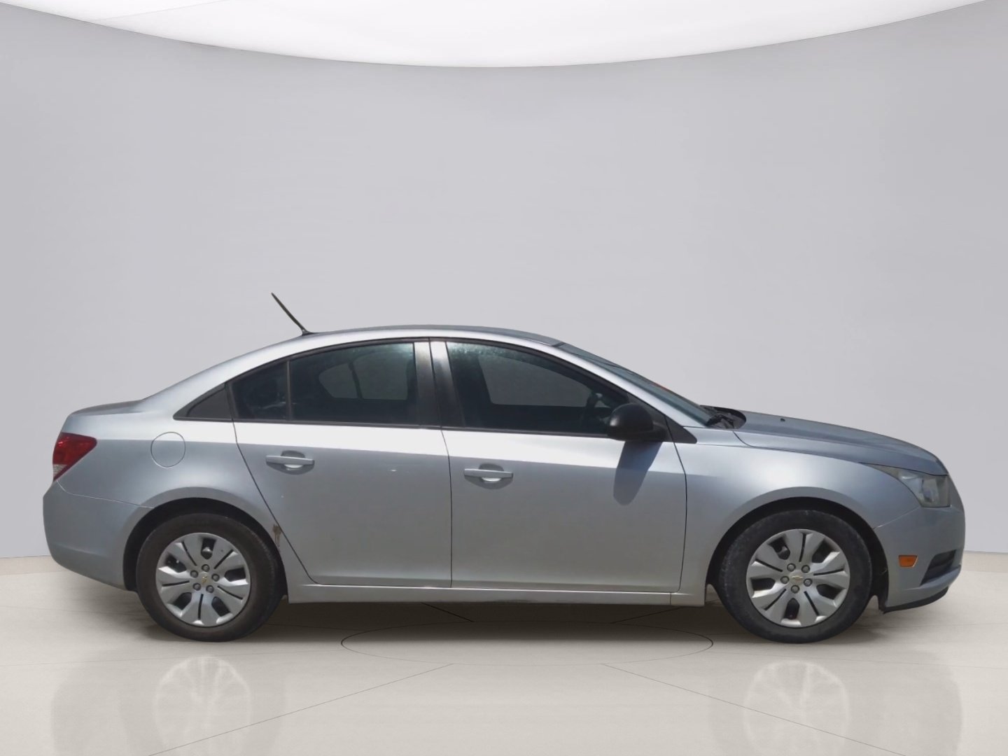 Used 2014 Silver Chevrolet LS AUTO image 4