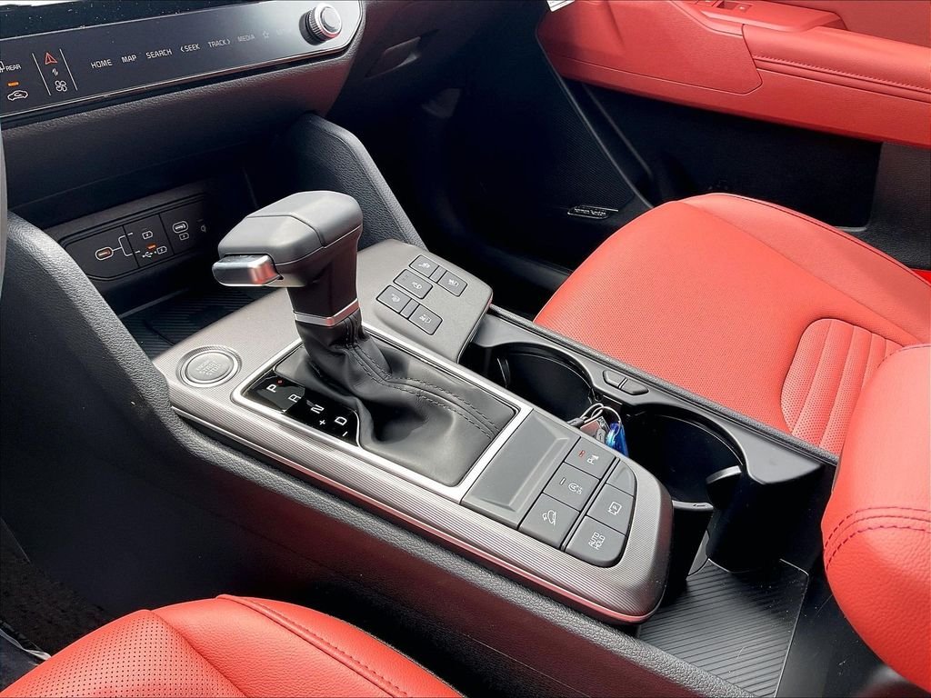 New 2026 Wolf Gray Kia SX Prestige image 14