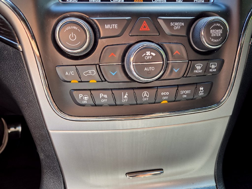 Used 2018 Red Jeep High Altitude image 30