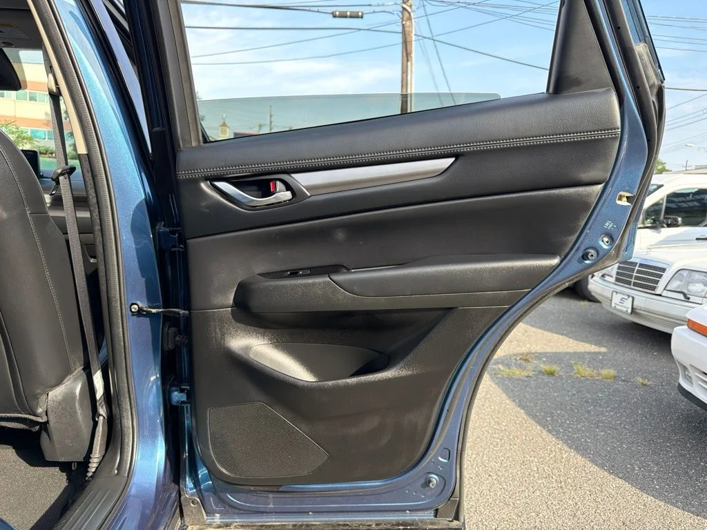 2023 Mazda CX-5 S Preferred package - Photo 20