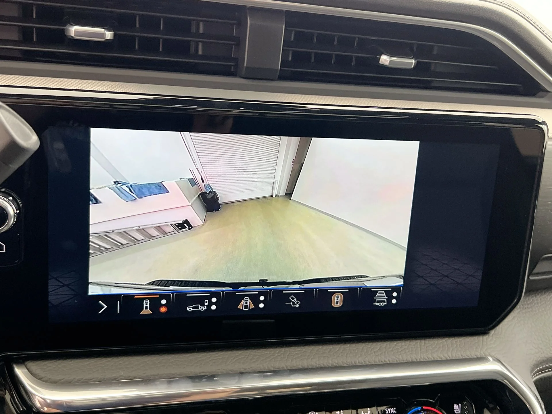 2026 GMC Sierra 2500HD Denali - Photo 70