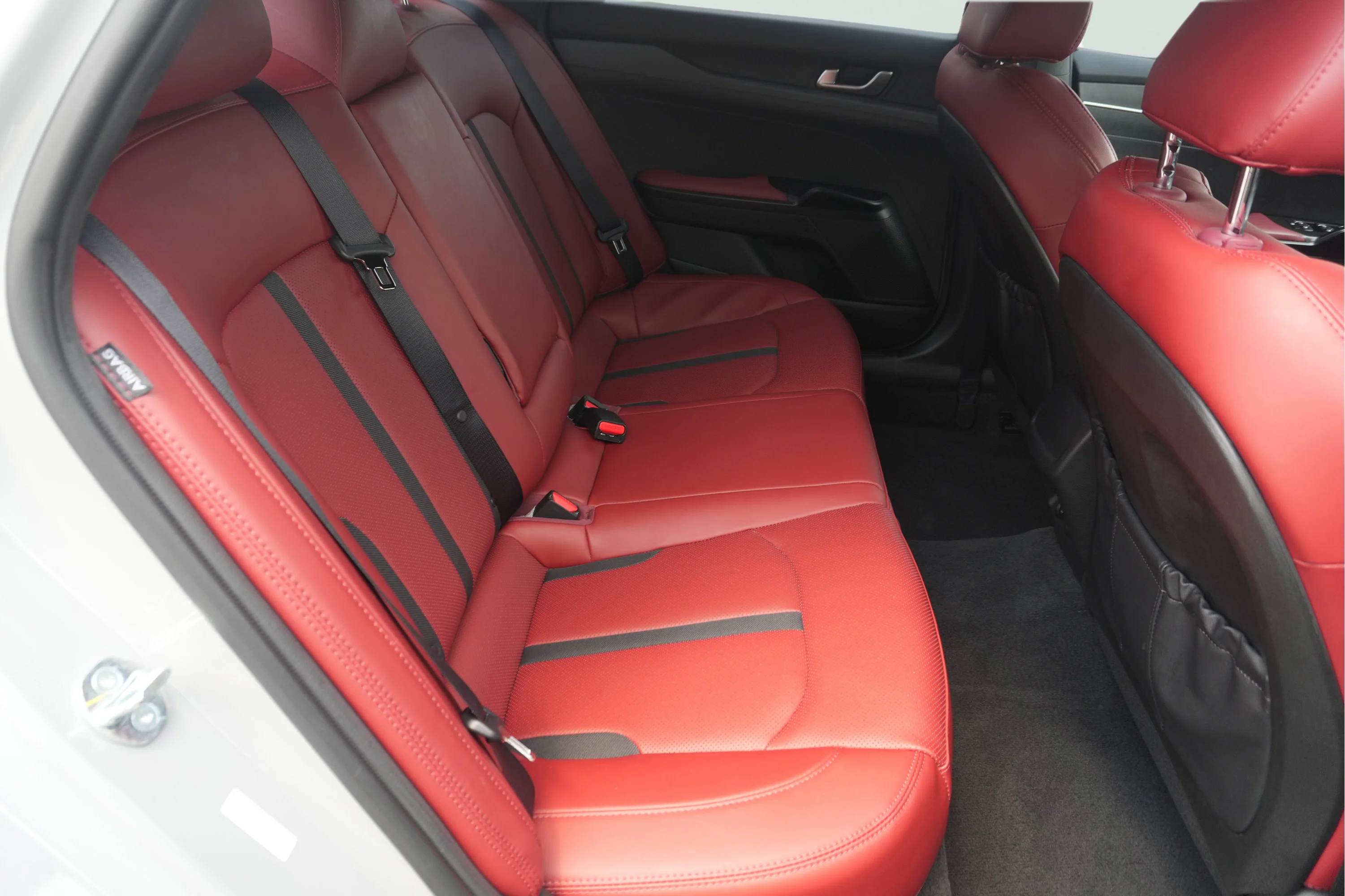 Used 2023 Wolf Gray Kia GT-Line image 22